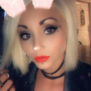 Meet your Posher, Kara